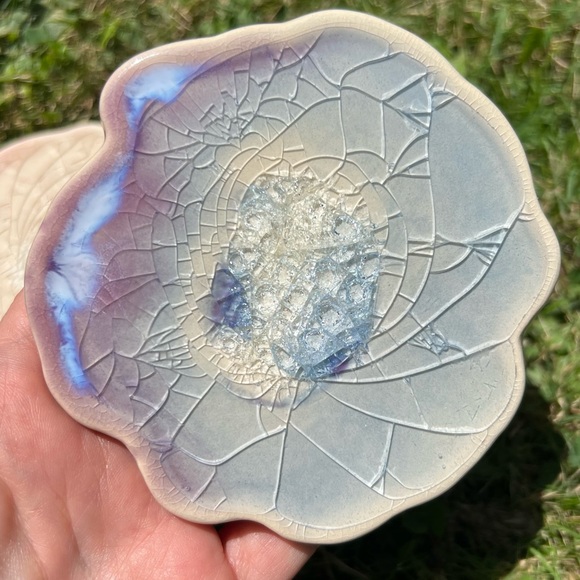 Set of 2 Crackled Glass Coasters - Picture 6 of 9